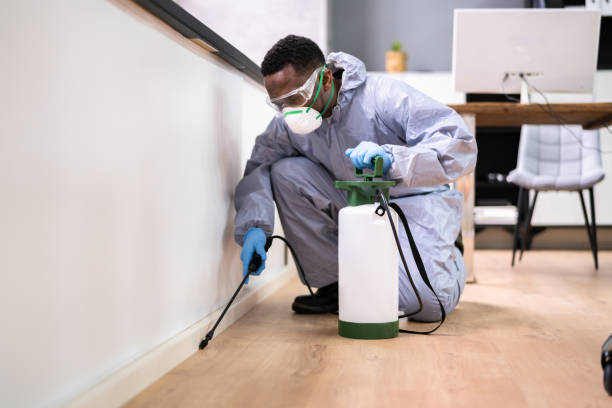 Best Pest Control for Multi-Family Homes  in Larch Y, WA